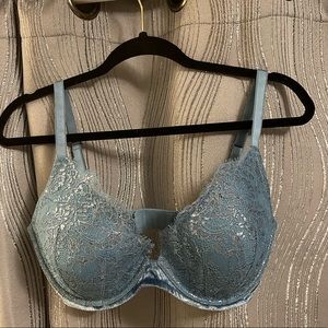 Victorias Secret Lightly Line Plunge Bra